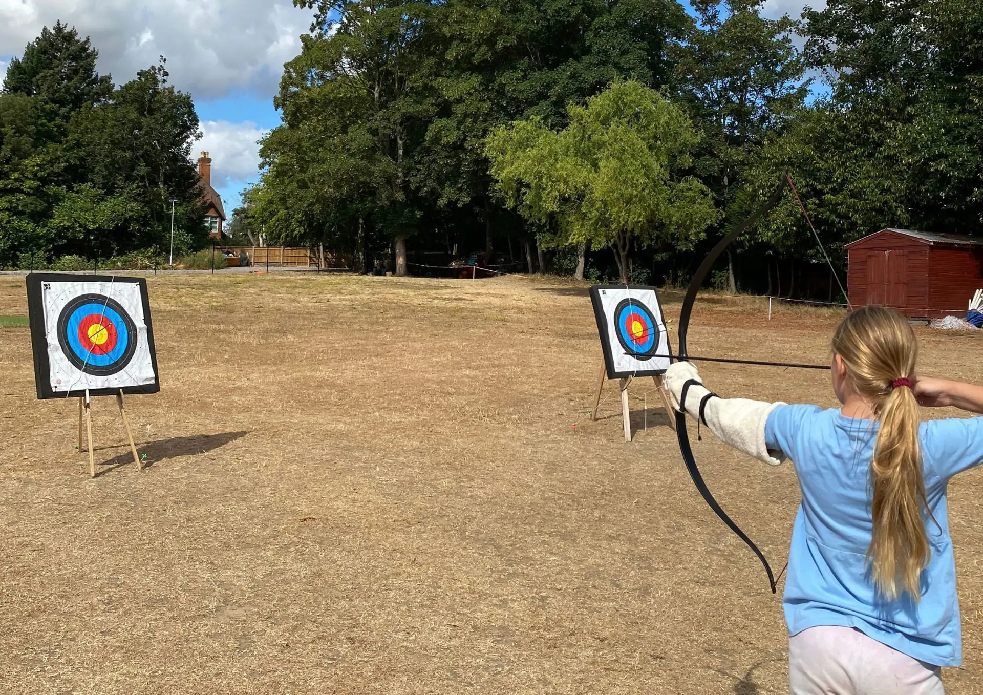 Barracudas Maidenhead camp girl archery