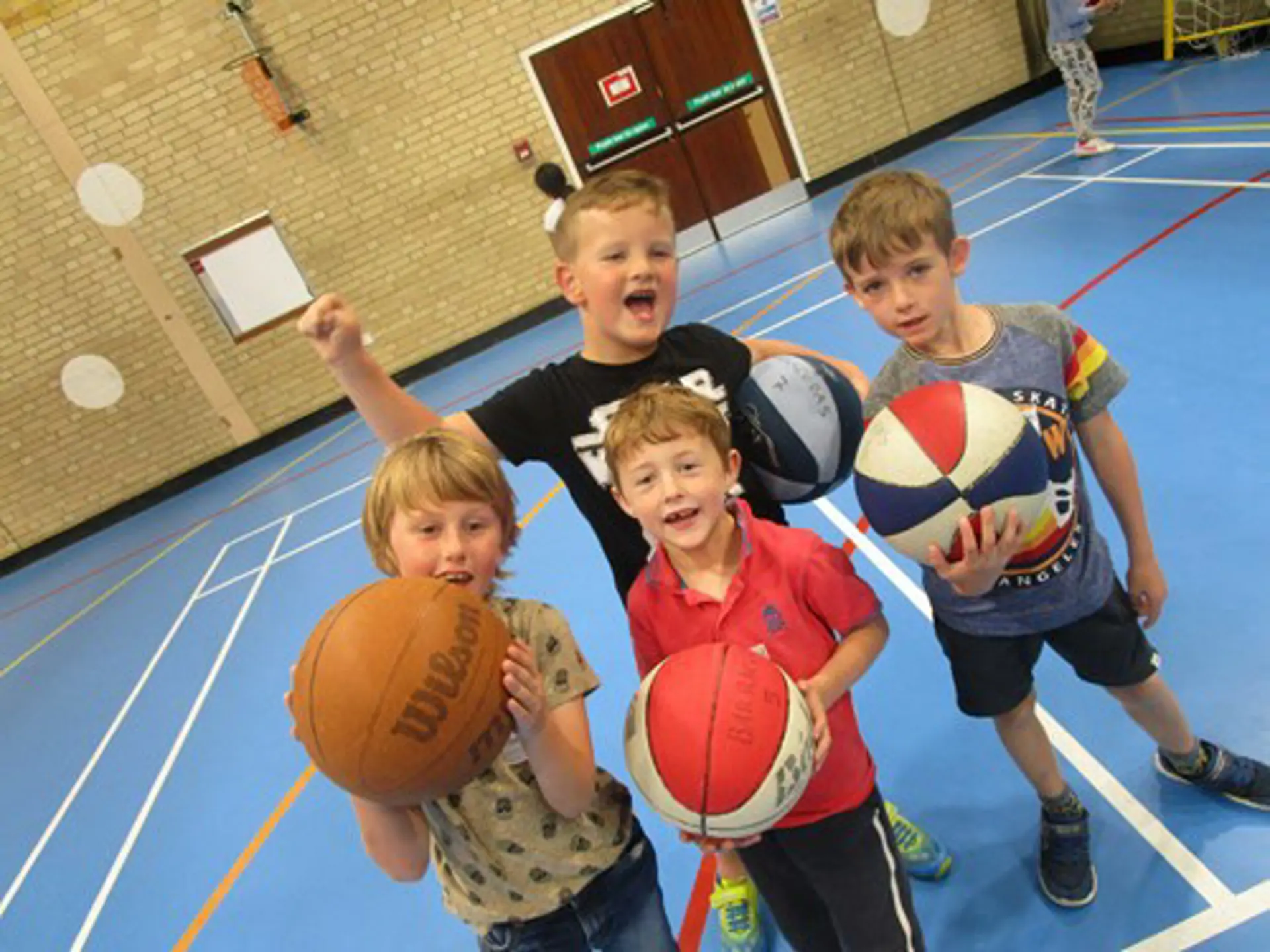 basketball-boys-at-bedford-barracudas-camp.jpg
