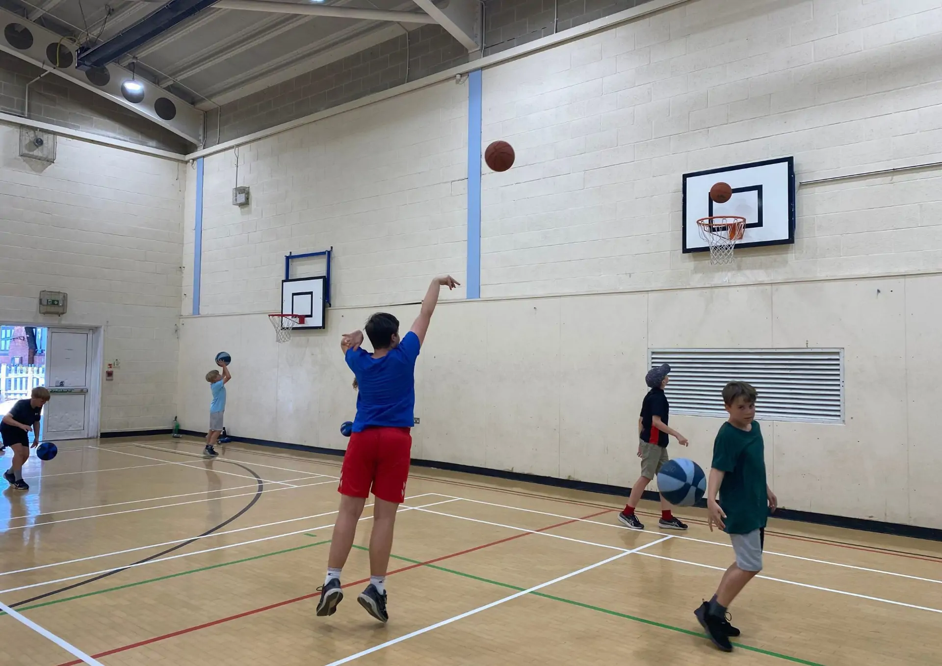 Barracudas Maidenhead camp teens basketball