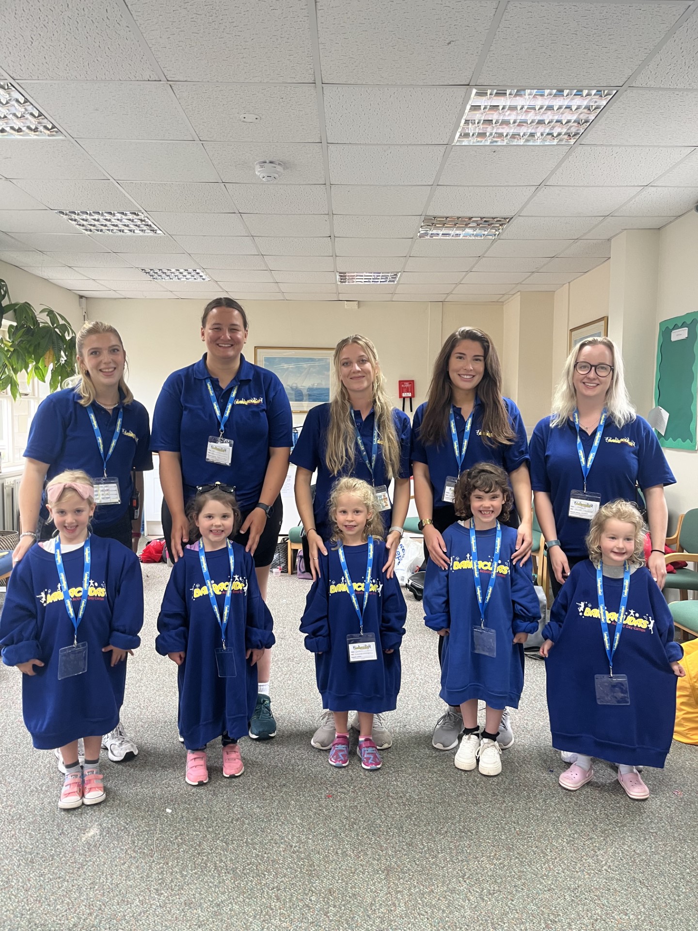 Staff + Kids 15.jpg