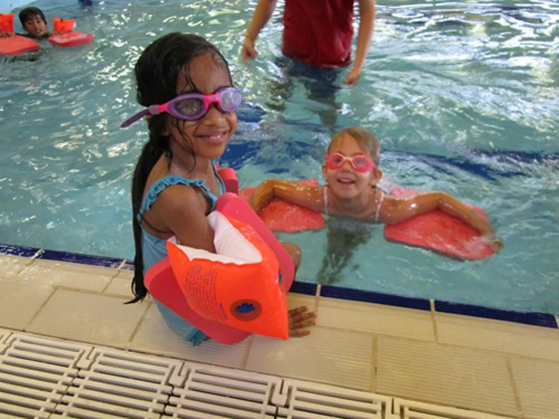 Queen Elizabeth Boys' School Barnet swimming.jpg
