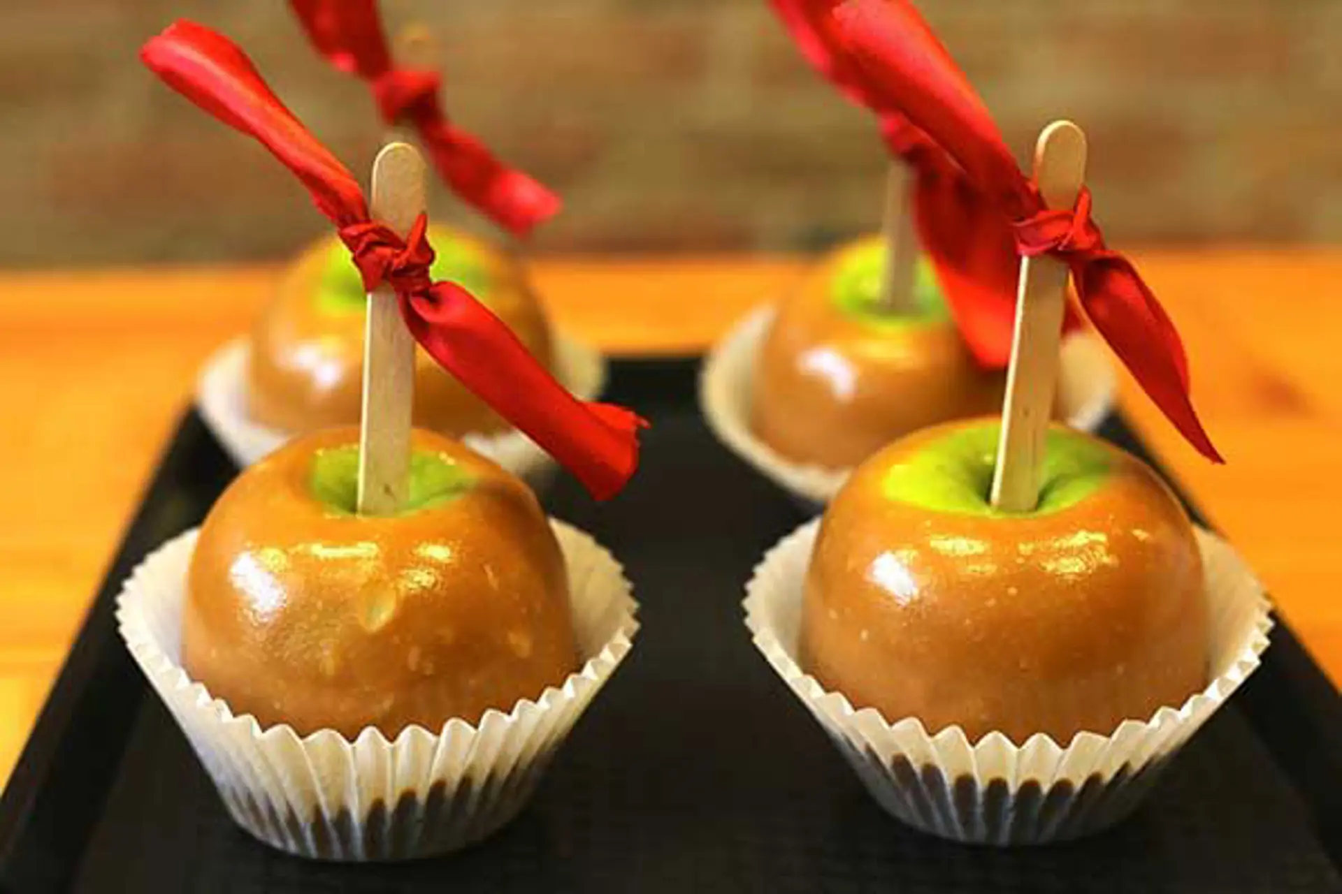Homemade toffee apples