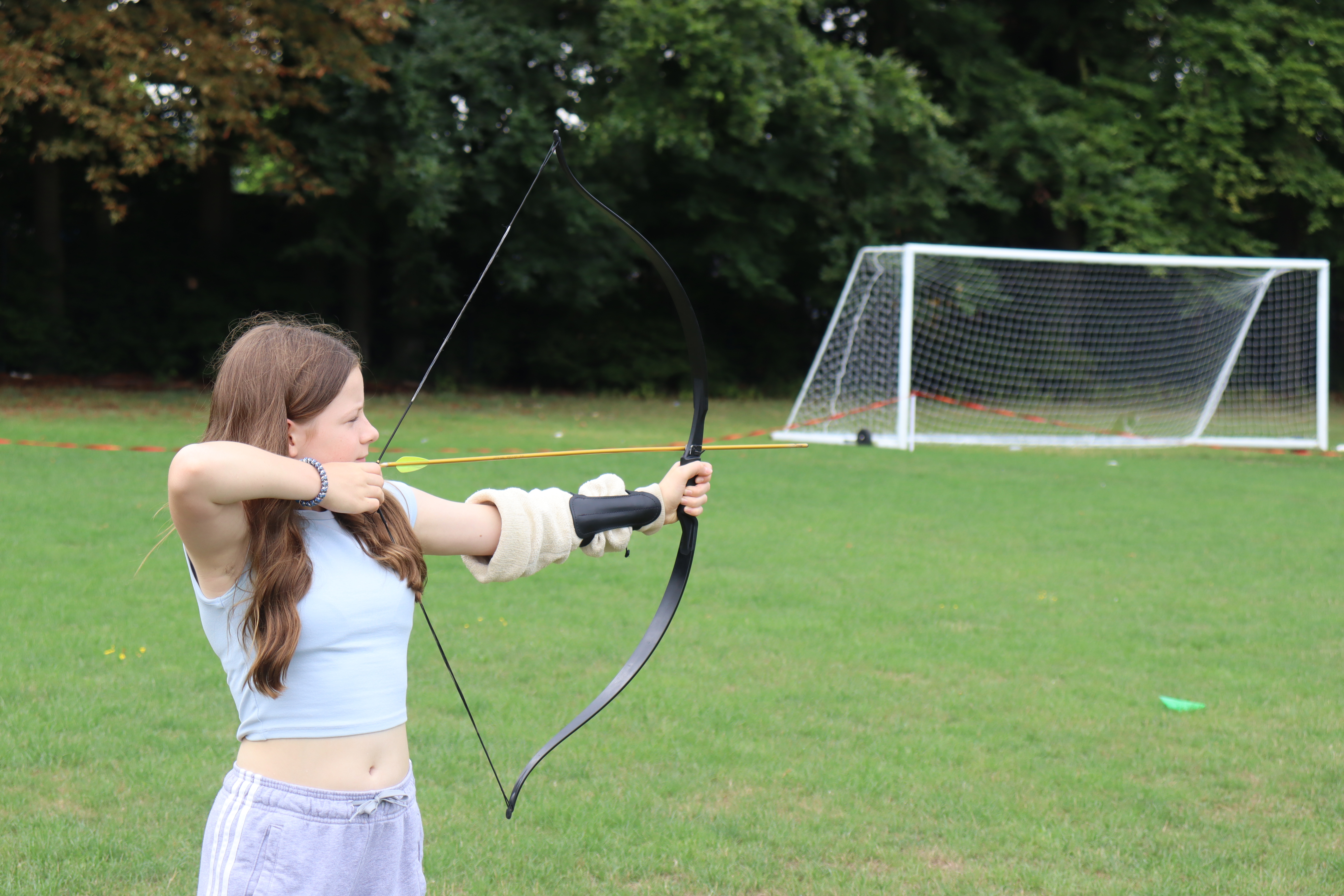 archery girl 8-10.jpg