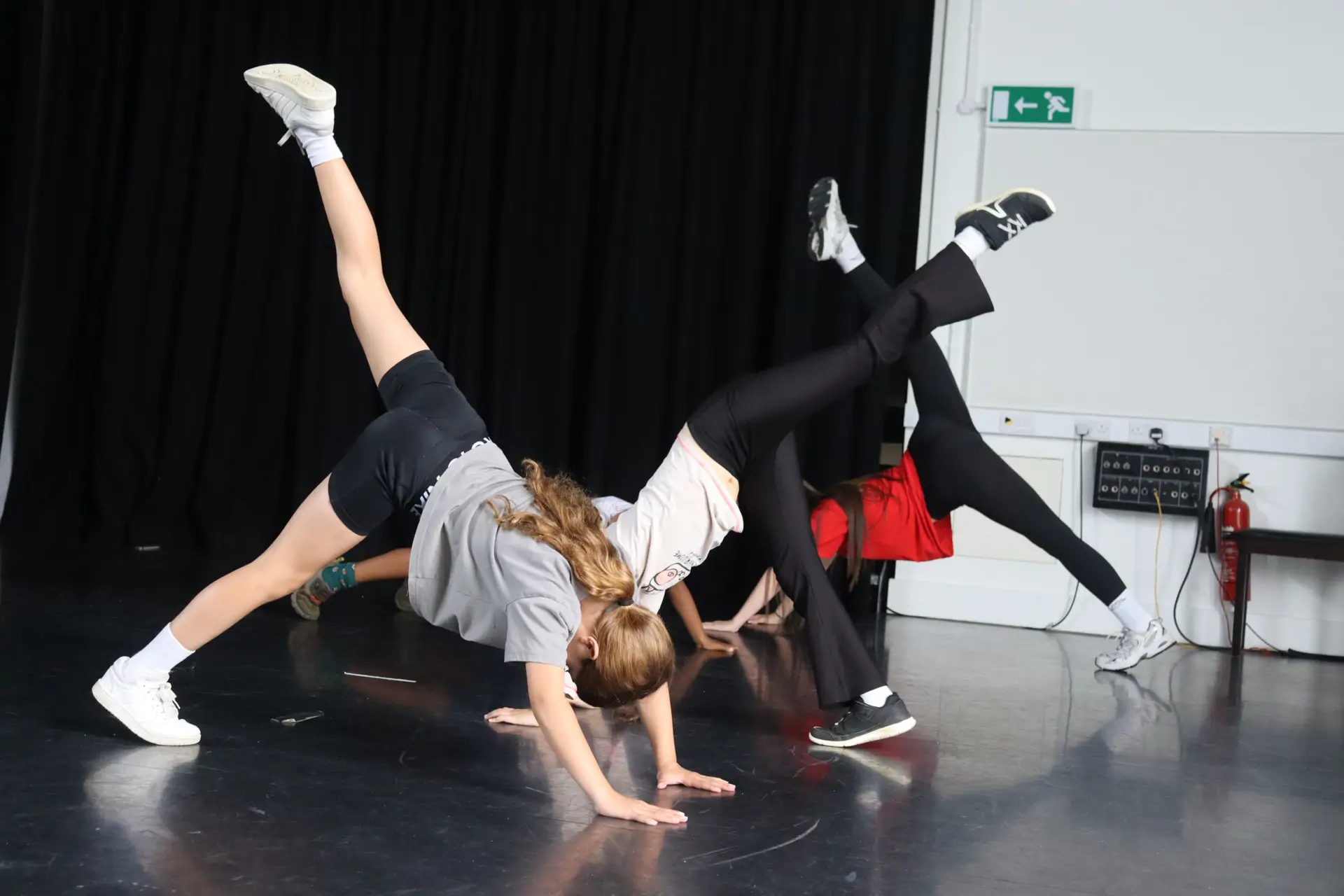 Dance studio group 10-14.jpg