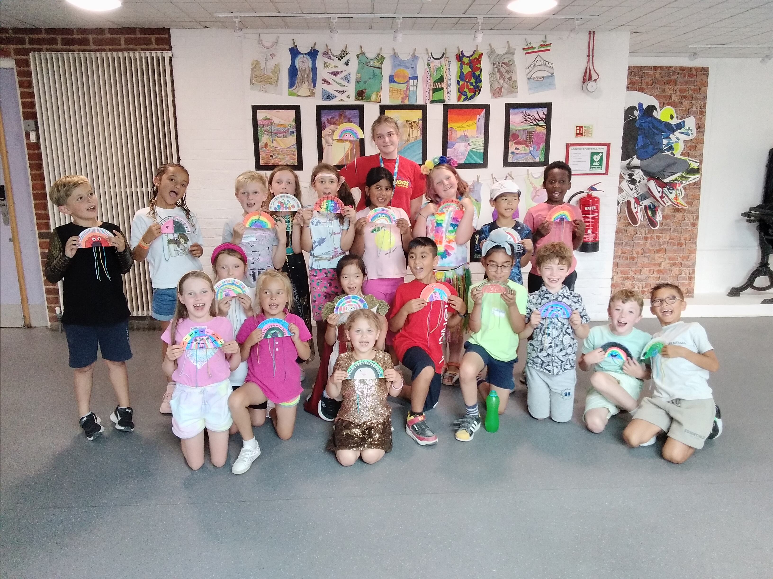 Chigwell Barracudas camp group of children.jpg
