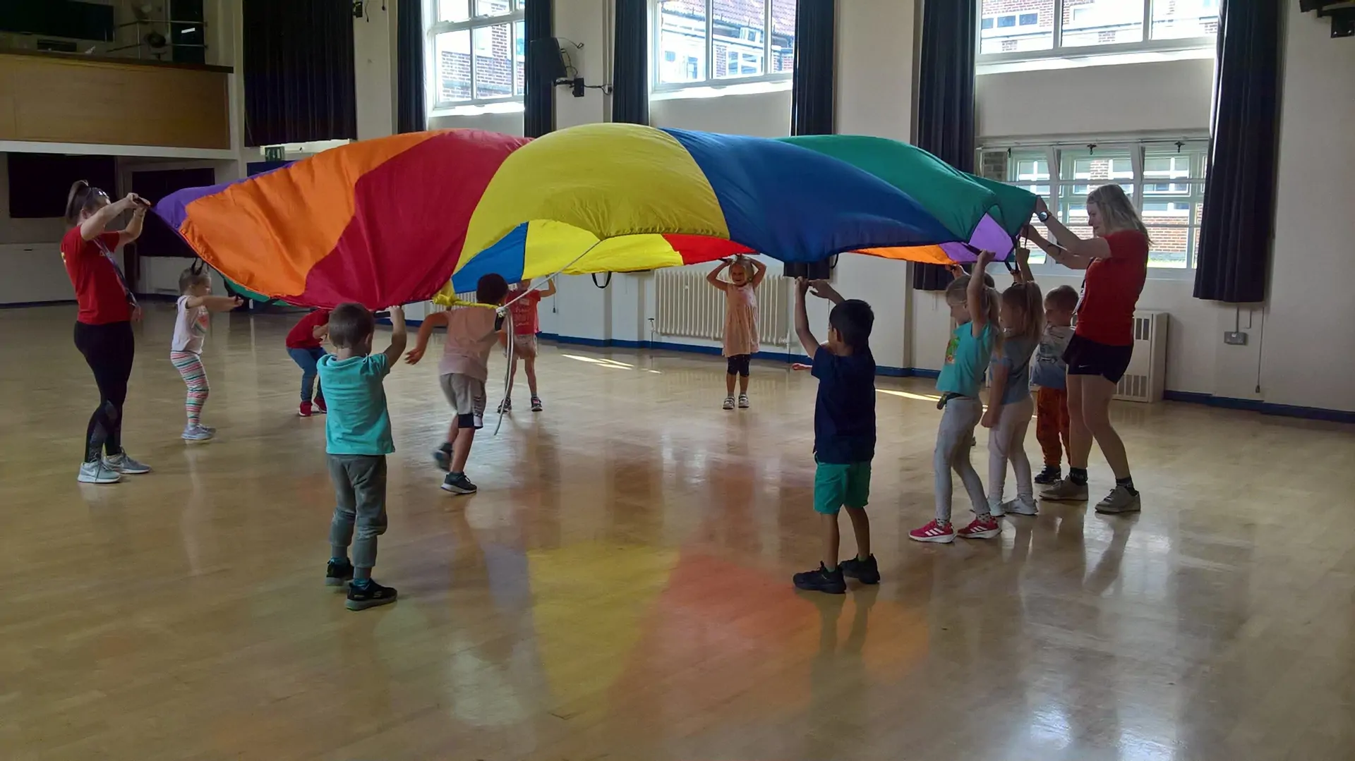 Barracudas Maidstone parachute games