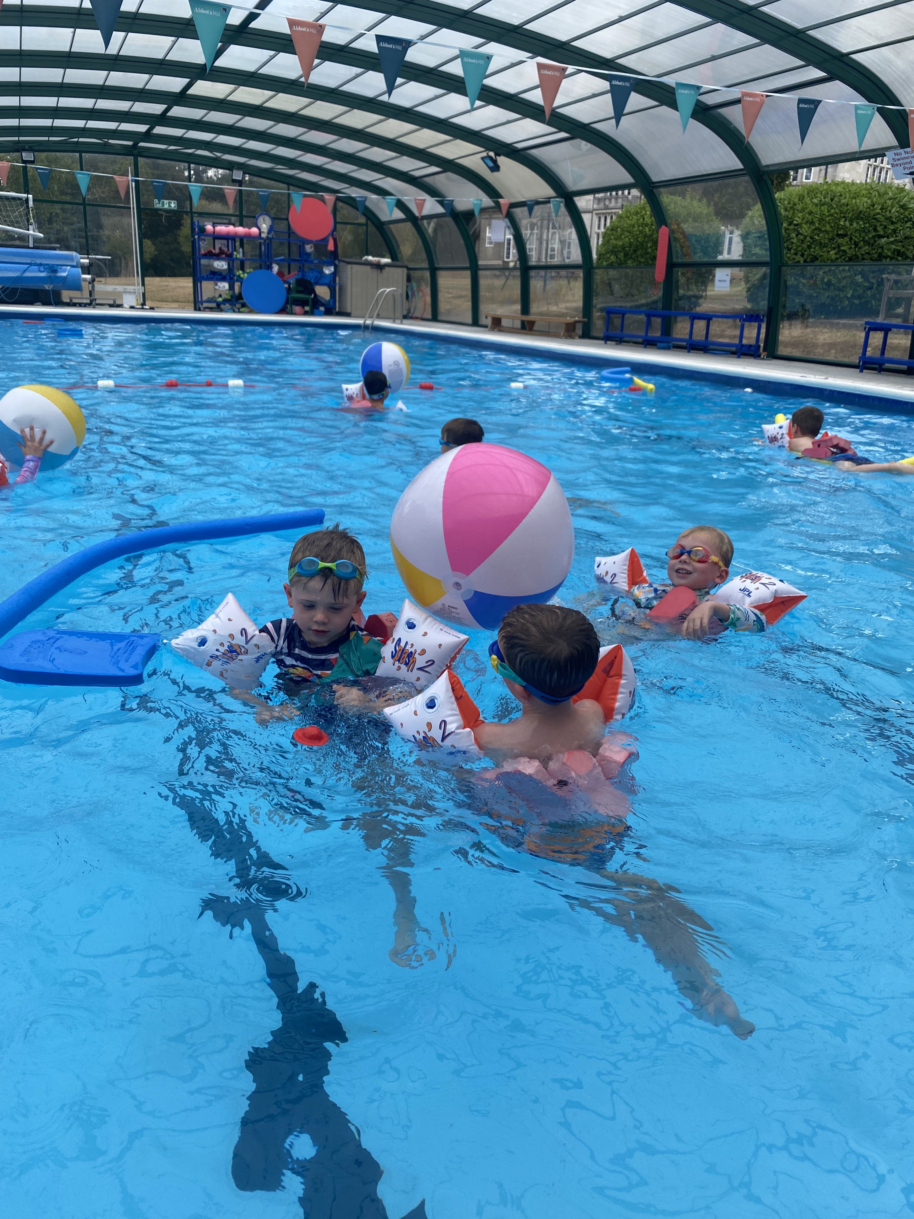 Barracudas Hemel Hempstead camp.jpg