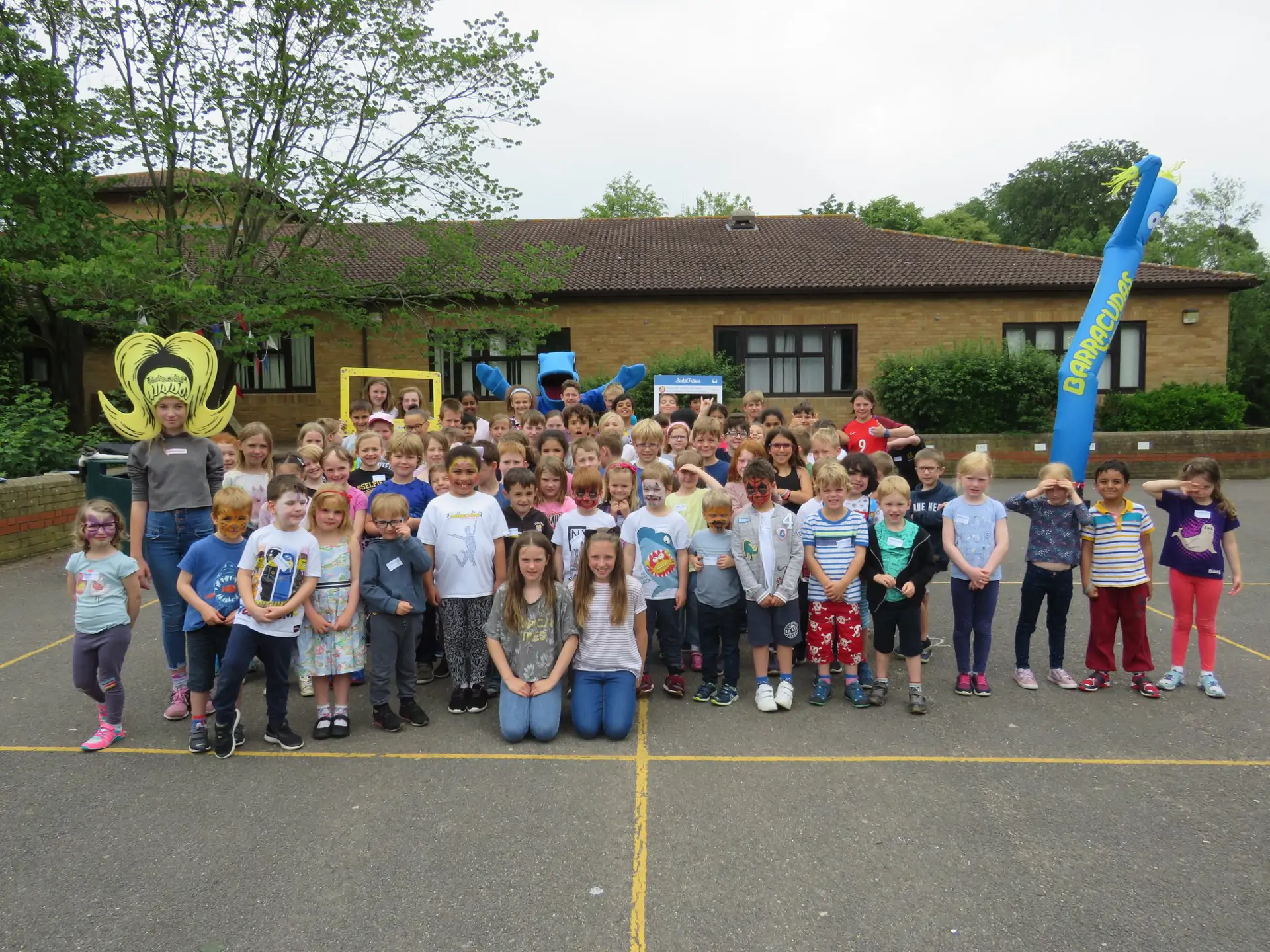Barracudas Huntingdon camp group.jpg