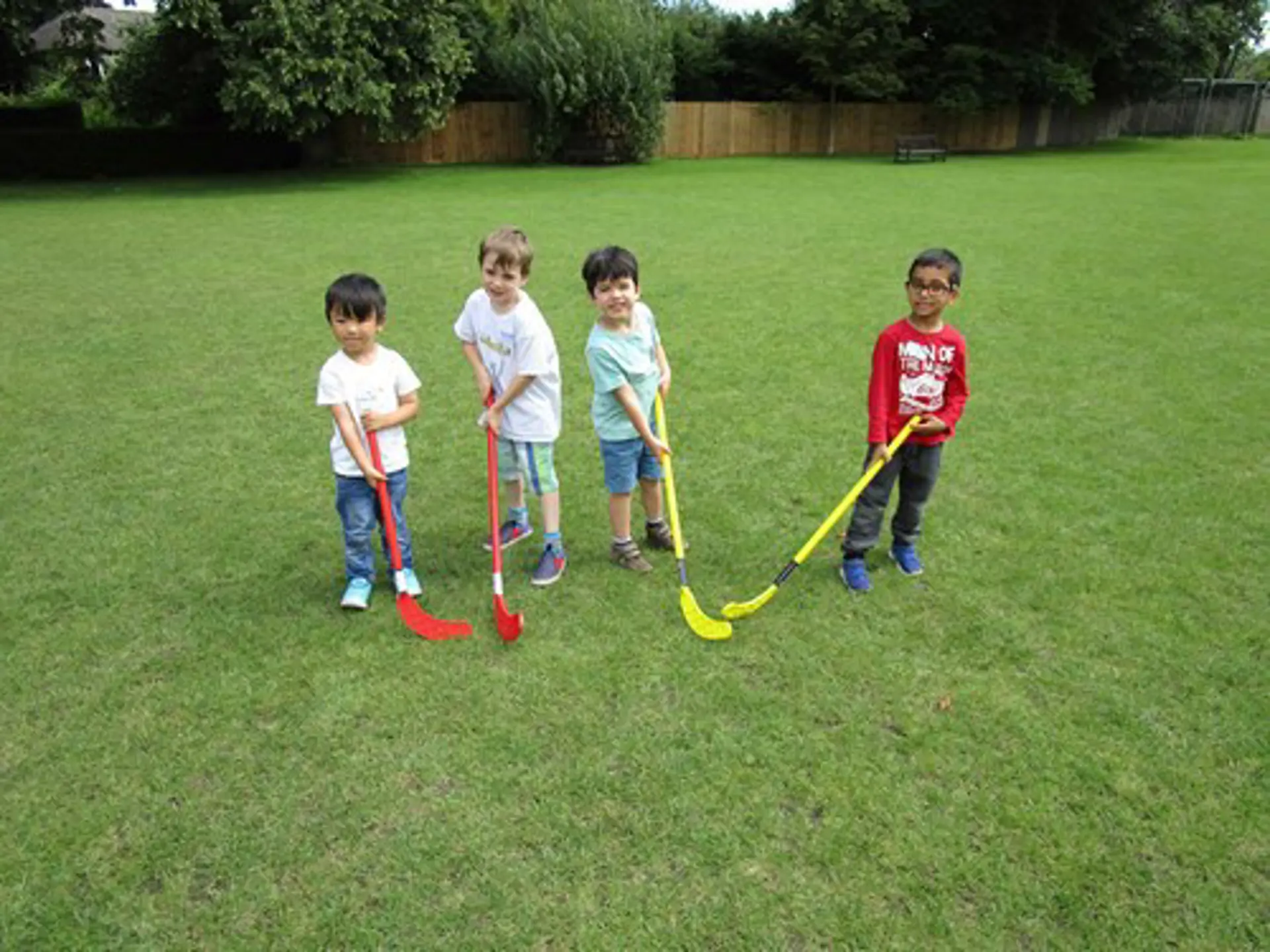 hockey-boys-at-cambridge-st-faiths-barracudas-camp.jpg