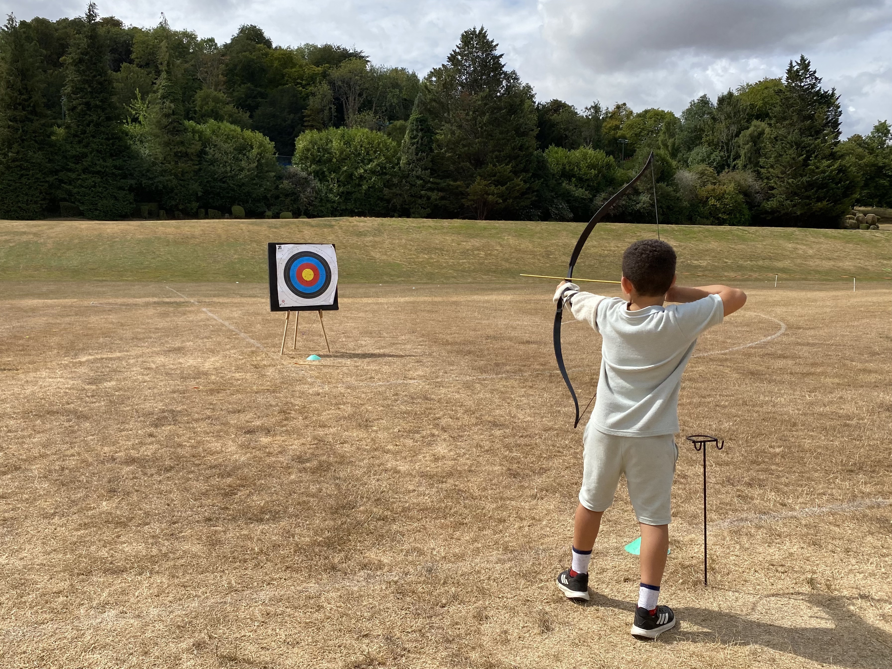 Barracudas High Wycombe camp archery session.jpg